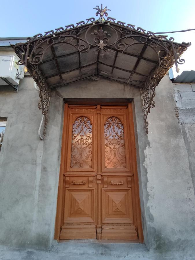 Vintage Door Tbilisi Appartement Buitenkant foto